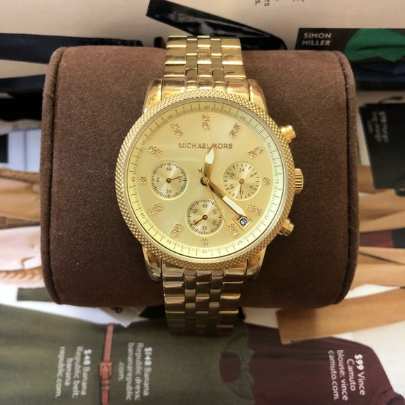 Michael Kors Mk5676 Goldtone Ladies 